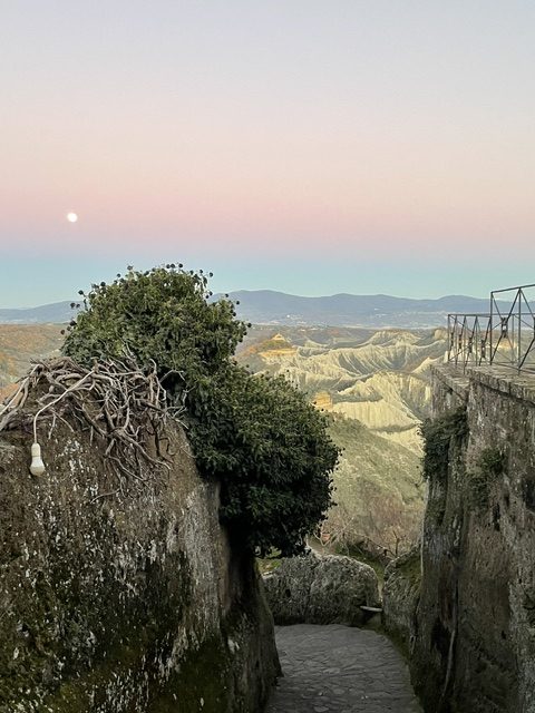 A lane in Civita at moonrise
